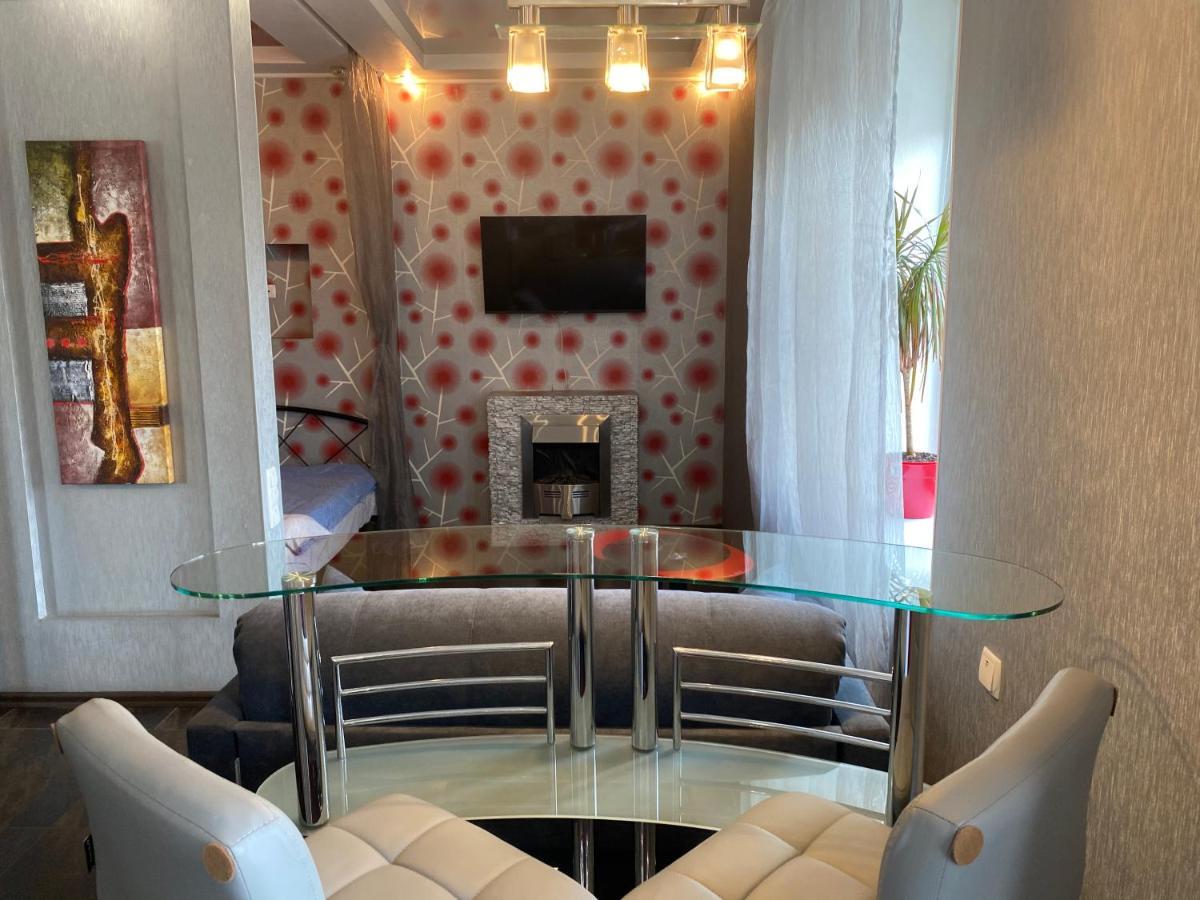 Modern Luxury Studio In The Center Of Kharkiv At Konstitutsii Square 외부 사진