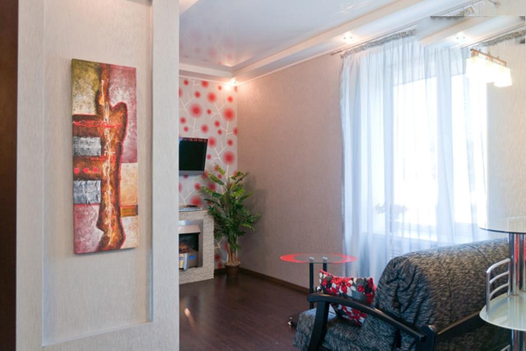 Modern Luxury Studio In The Center Of Kharkiv At Konstitutsii Square 외부 사진