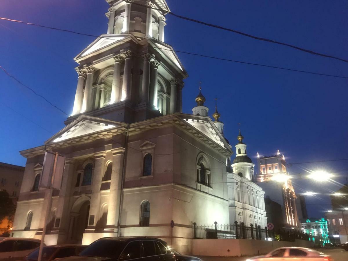 Modern Luxury Studio In The Center Of Kharkiv At Konstitutsii Square 외부 사진